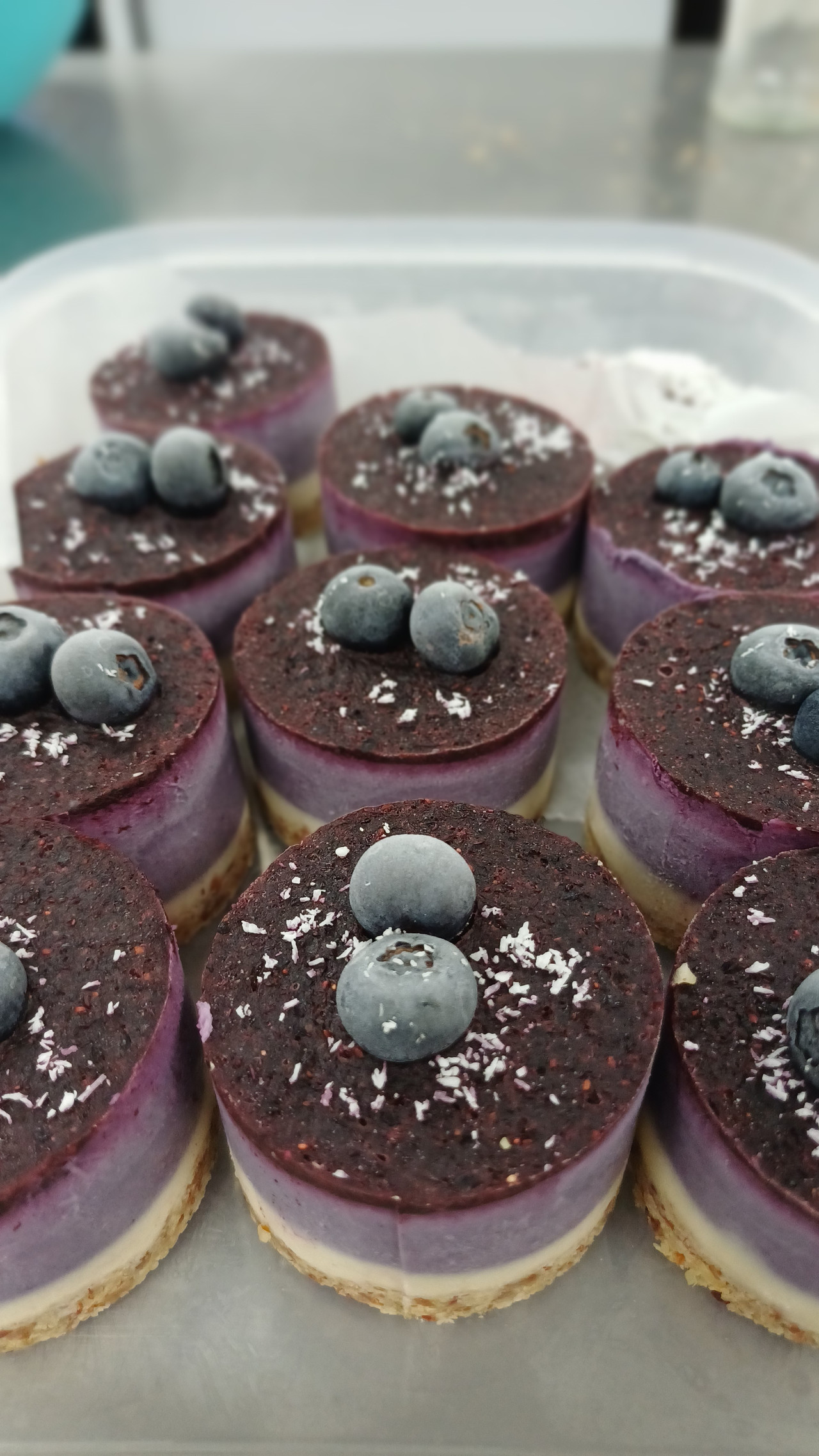 Raw vegan cake, name coming soon