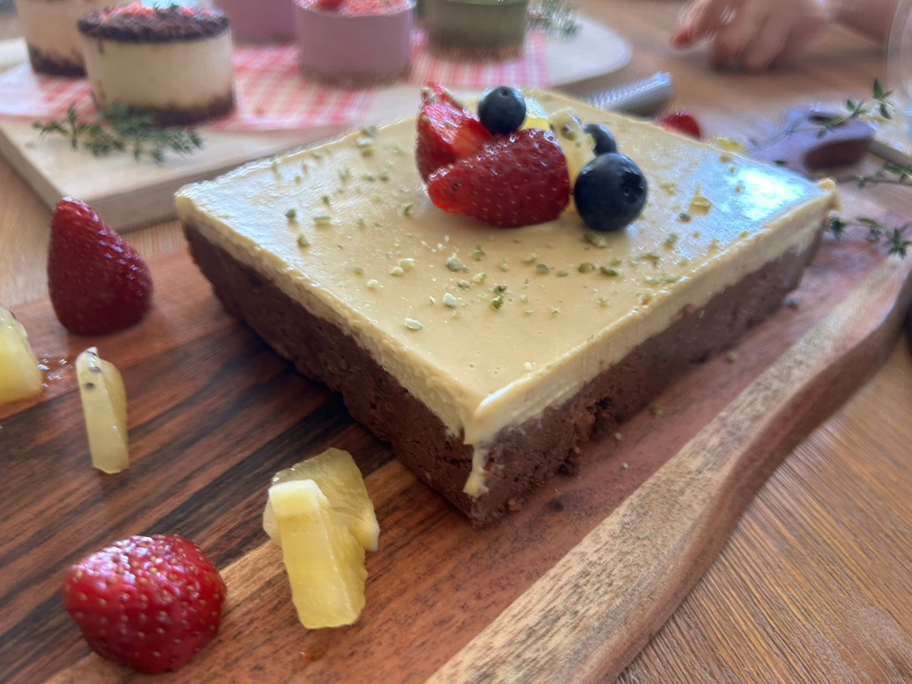 Raw vegan cake, name coming soon