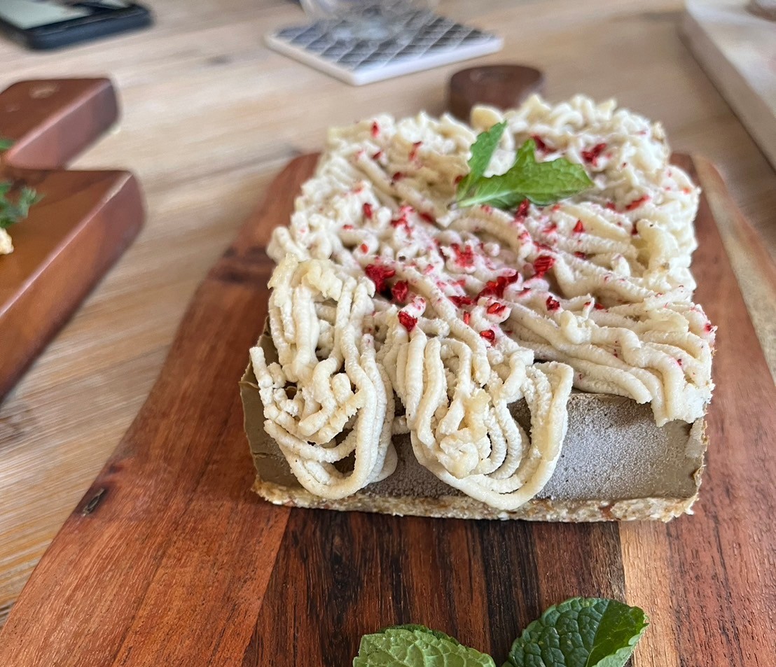 Raw vegan cake, name coming soon